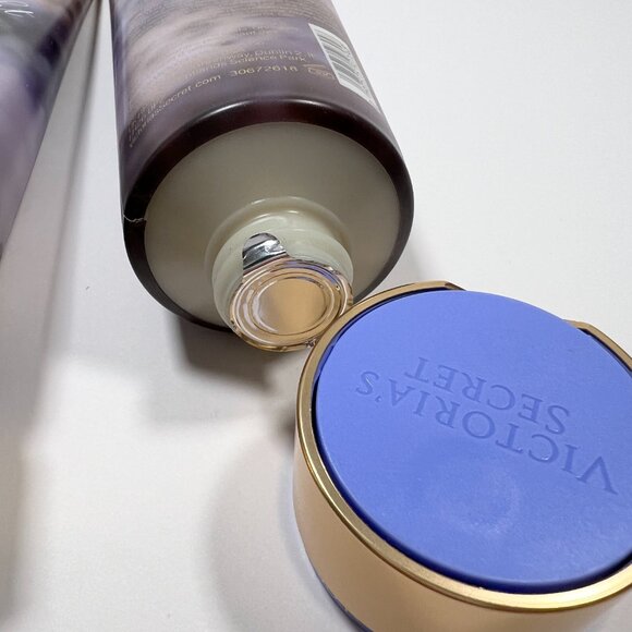 Victoria Secret Twilight Amber Berry Fragrance Lotion Full Size SEALED Lot of 2 - Picture 6 of 6